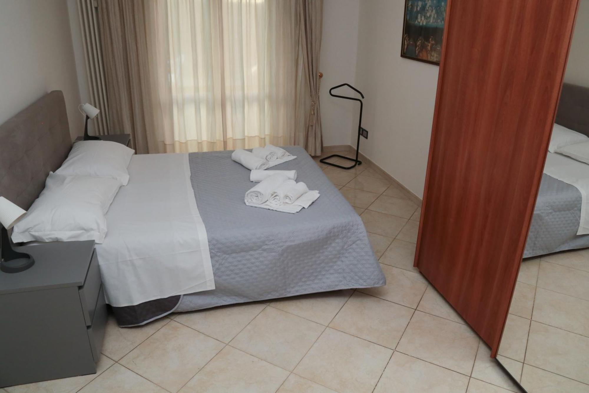 Guest House Manara Reggio nell'Emilia Esterno foto